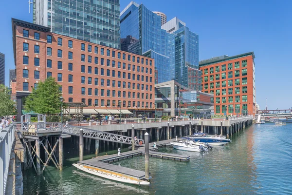 Hafen und Hafenpromenade von Boston — Stockfoto
