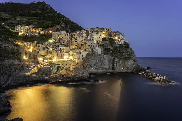 Manarola na wybrzeżu Cinque Terre w Ligurii — Zdjęcie stockowe