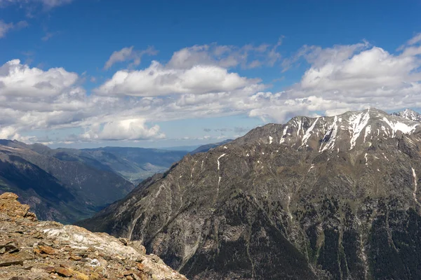 Grandi Paesaggi Montagna Natura Fantastica Prospettiva Neve Caucasica Vulcano Inattivo — Foto Stock