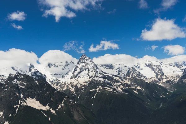 Grandes Paisajes Montaña Naturaleza Fantástica Perspectiva Nieve Caucásica Volcán Inactivo — Foto de Stock