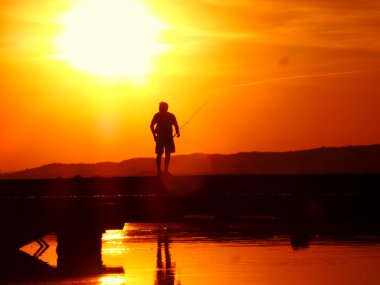 Balıkçı yaz siluet