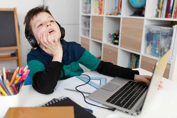 Grado Que Tiene Problemas Durante Clase Videoconferencia —  Fotos de Stock