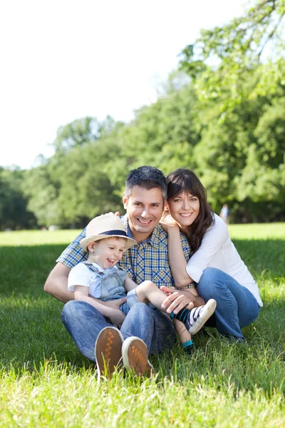 Familia feliz — Foto de Stock