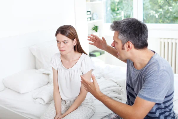 Couple fighting — Stock Photo, Image