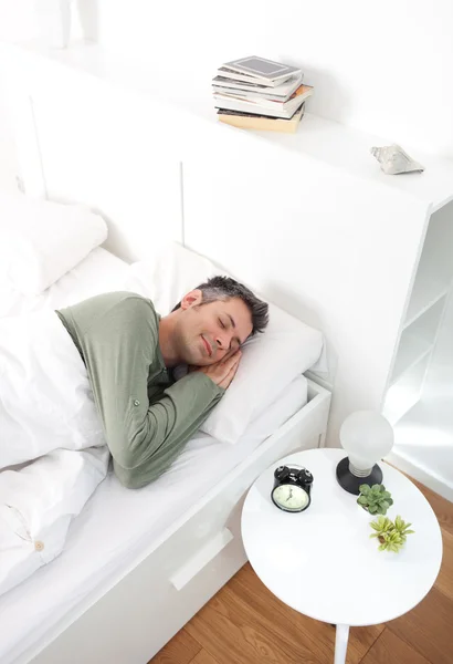 Ochtend snooze in bed — Stockfoto