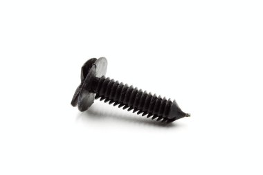 Beyaz zemin üzerinde çeşitli otomotiv zımbaları seti