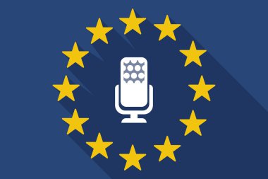 uzun gölge AB bayrağı bir mikrofon ile kayıt