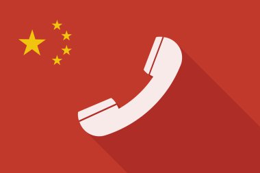 Çin uzun gölge bayrağı ile bir telefon