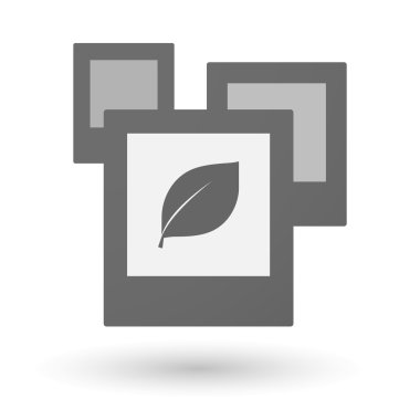 İzole grup fotoğrafı bir yaprak ile