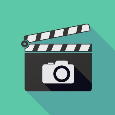 Uzun gölge clapper kurulu bir fotoğraf makinesi ile