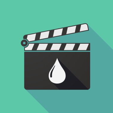 Uzun gölge clapper kurulu bir yakıt damla