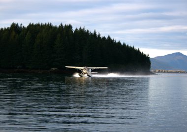 Kodiak Adası açılış deniz uçağı