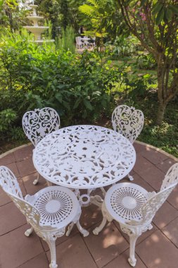 Bahçe masa ve sandalyeler