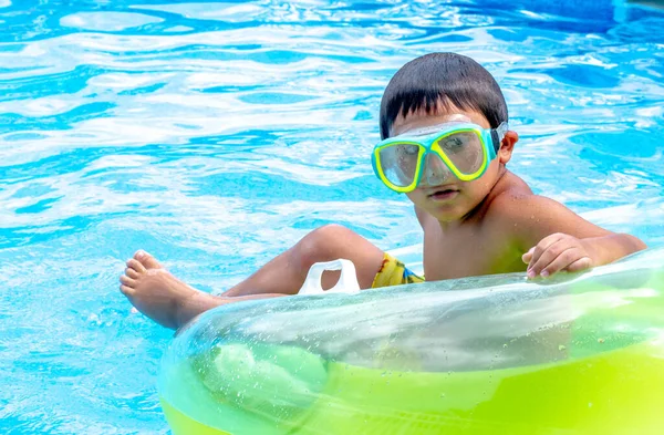Happy Boy Blow Raft Floats Large Swimming Pool — Stock Photo, Image