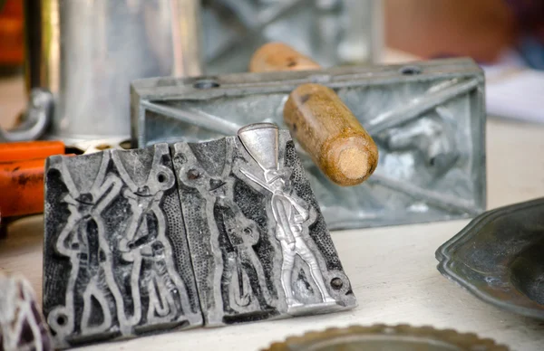 Tin soldier mold and items to create them — Stock Photo, Image