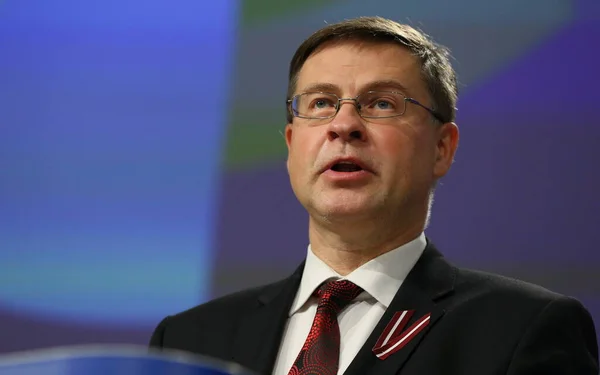 Der Vizepräsident Der Europäischen Kommission Valdis Dombrovskis Nimmt November 2020 — Stockfoto