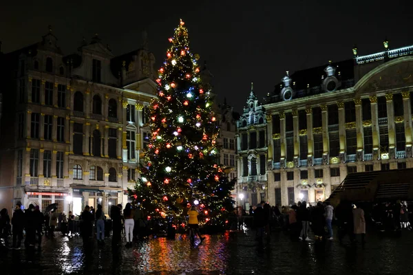 Choinka Placu Grand Place Historycznym Centrum Brukseli Belgia Listopada 2020 — Zdjęcie stockowe