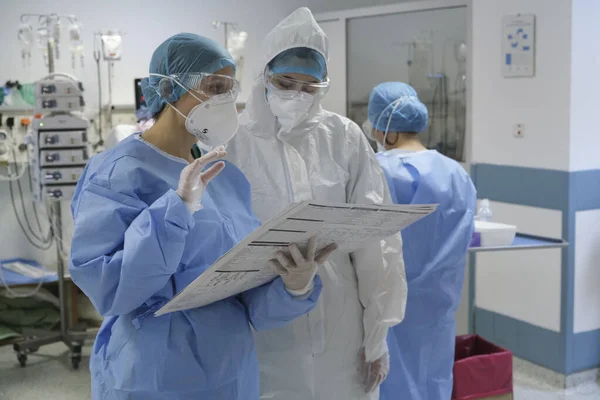 Vista Interior Unidade Terapia Intensiva Para Pacientes Que Sofrem Doença — Fotografia de Stock