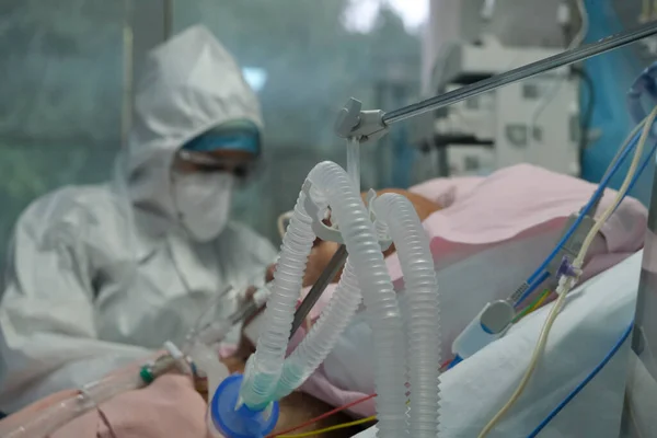 Vista Interior Unidade Terapia Intensiva Para Pacientes Que Sofrem Doença — Fotografia de Stock