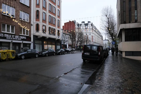 Automóviles Calle Durante Una Lluvia Bruselas Bélgica Diciembre 2020 —  Fotos de Stock