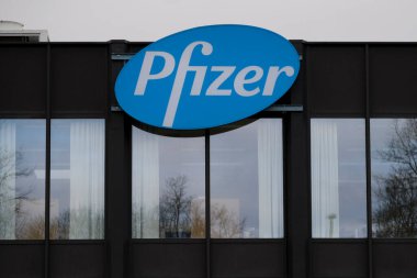 Puurs, Belçika. 22 Aralık 2020. Pfizer üretim sahasının dış görünümü.