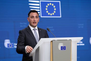 AB Komiseri Glenn Micallef 13 Mayıs 2025 'te Brüksel, Belçika' daki AB Konseyi sonuçları hakkında basın açıklaması yaptı.