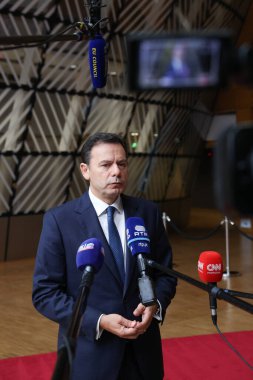 Portekiz Başbakanı Luis Montenegro, 26 Haziran 2025 'te Belçika' nın Brüksel kentindeki AB karargahına AB Zirvesi için geldi..
