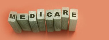 Yapı taşlarından yapılmış tıbbi bakım kelimesi. Tıp sağlık hizmetleri kavramı.