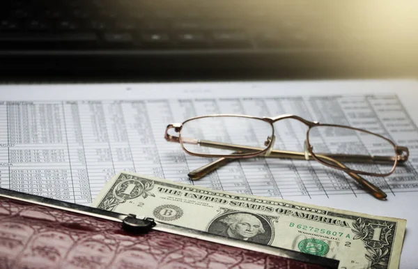 Eyeglasses Wallet Dollars Banknote Financial Report Sheet Blurred Tax Time — Stock Photo, Image