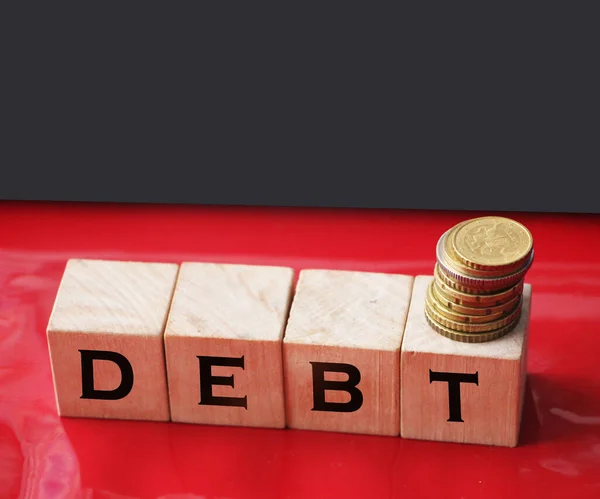 Debt Wooden Cubes Coins Red Background Financial Crisis Concept — Stock Photo, Image