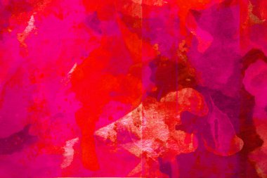 Soyut pembe suluboya tasarımı, boyalı su dokusunu yakından yıkar. Minimalist ve lüks arka plan.