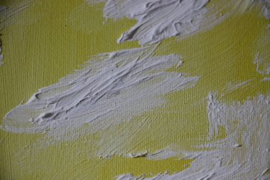 Üzerine boya sıçramış tuval. Yakından bak. 