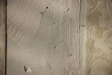 Üzerine boya sıçramış tuval. Yakından bak. 