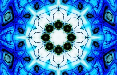 Tasarım için kusursuz bir kaleydoskop. Esrarengiz mistik enerji iyileştirici sahasrara mandala.