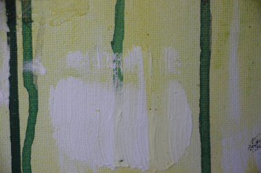 Üzerine boya sıçramış tuval. Yakından bak. 