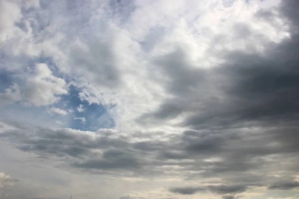 Vacker Molnig Utsikt Över Himlen — Stockfoto