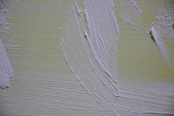 Üzerine boya sıçramış tuval. Yakından bak. 