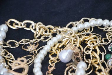 Bir mücevherin yakın görüntüsü  