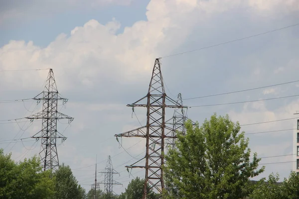 Stedelijke Concept Achtergrond Elektriciteitsleiding — Stockfoto