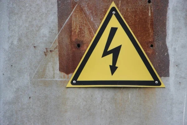 High Voltage Signage Power Line — Stock Photo, Image