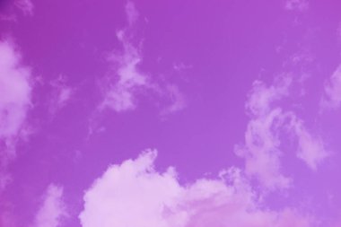 soyut pembe renkli bulutlu gökyüzü arkaplanı 