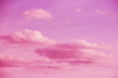 soyut pembe renkli bulutlu gökyüzü arkaplanı 