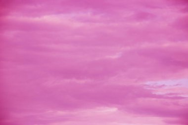 soyut pembe renkli bulutlu gökyüzü arkaplanı 