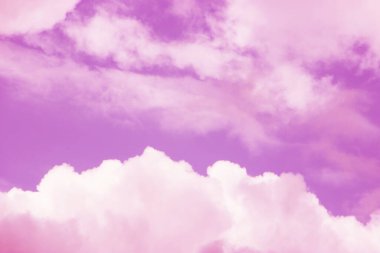 soyut pembe renkli bulutlu gökyüzü arkaplanı 