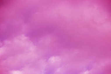 soyut pembe renkli bulutlu gökyüzü arkaplanı 