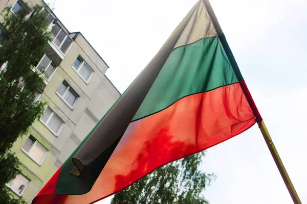 ブルガリア国旗掲揚 — ストック写真
