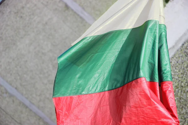 Bandiera Nazionale Bulgara Sventola — Foto Stock