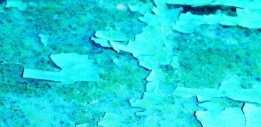 Çatlak mavi bir duvarın arka plan dokusu