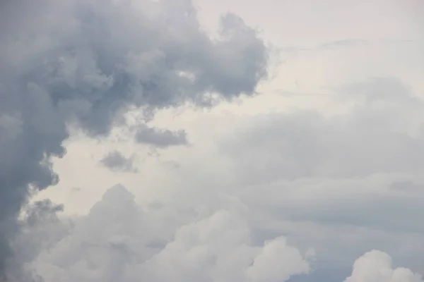 Cielo Nuvoloso Vista Sullo Sfondo — Foto Stock