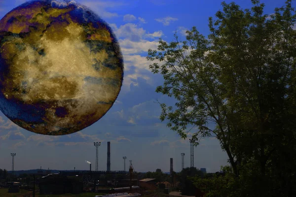 Vista Del Cielo Ciudad Con Una Luna Concepto Planeta —  Fotos de Stock